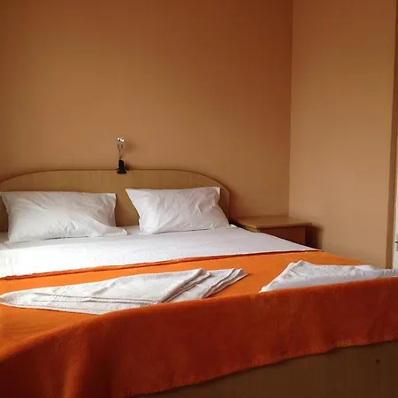 Casa Mario Pensión 3*